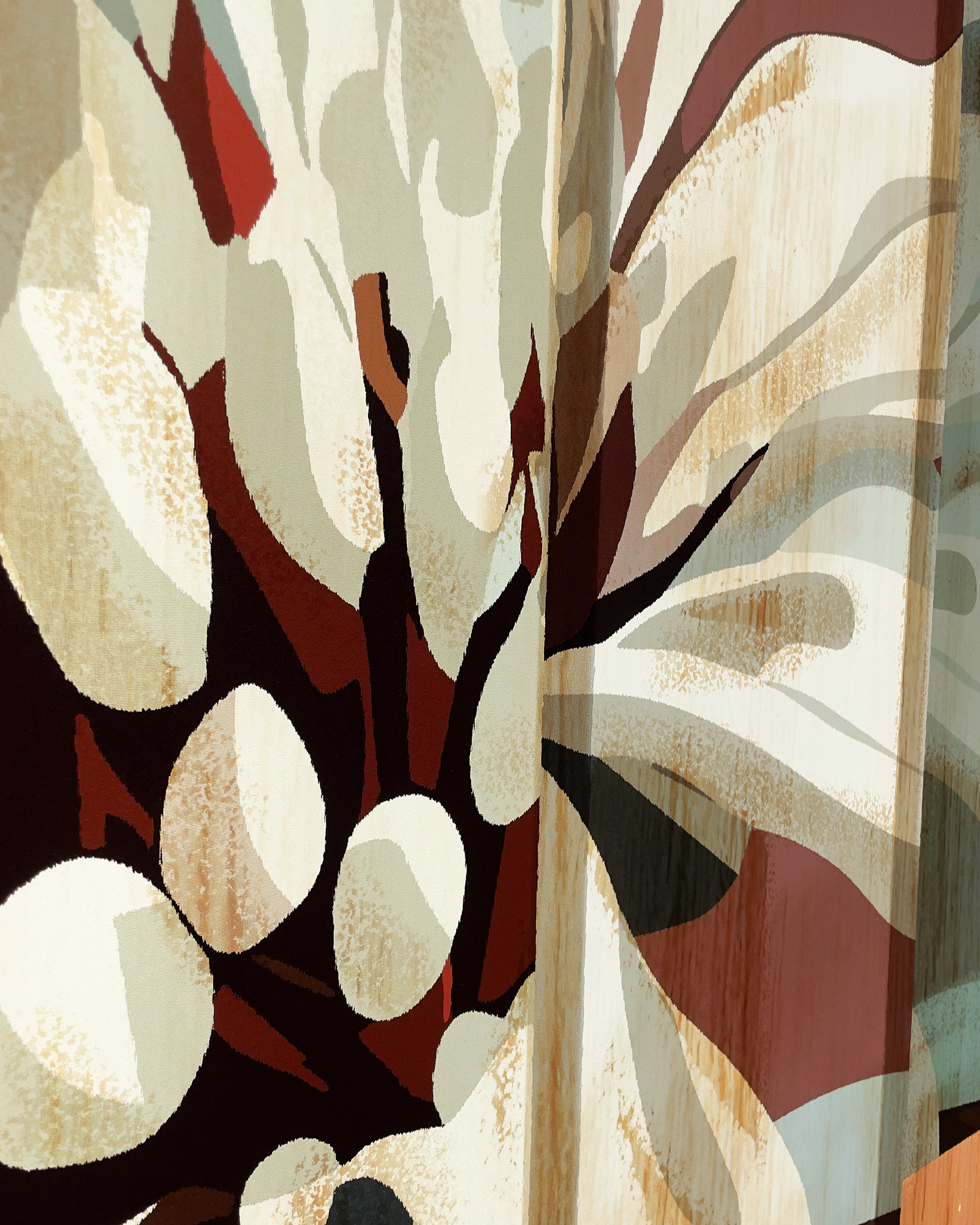 Abstract floral graphic detail from Harmont & Blaine FW25 windows.