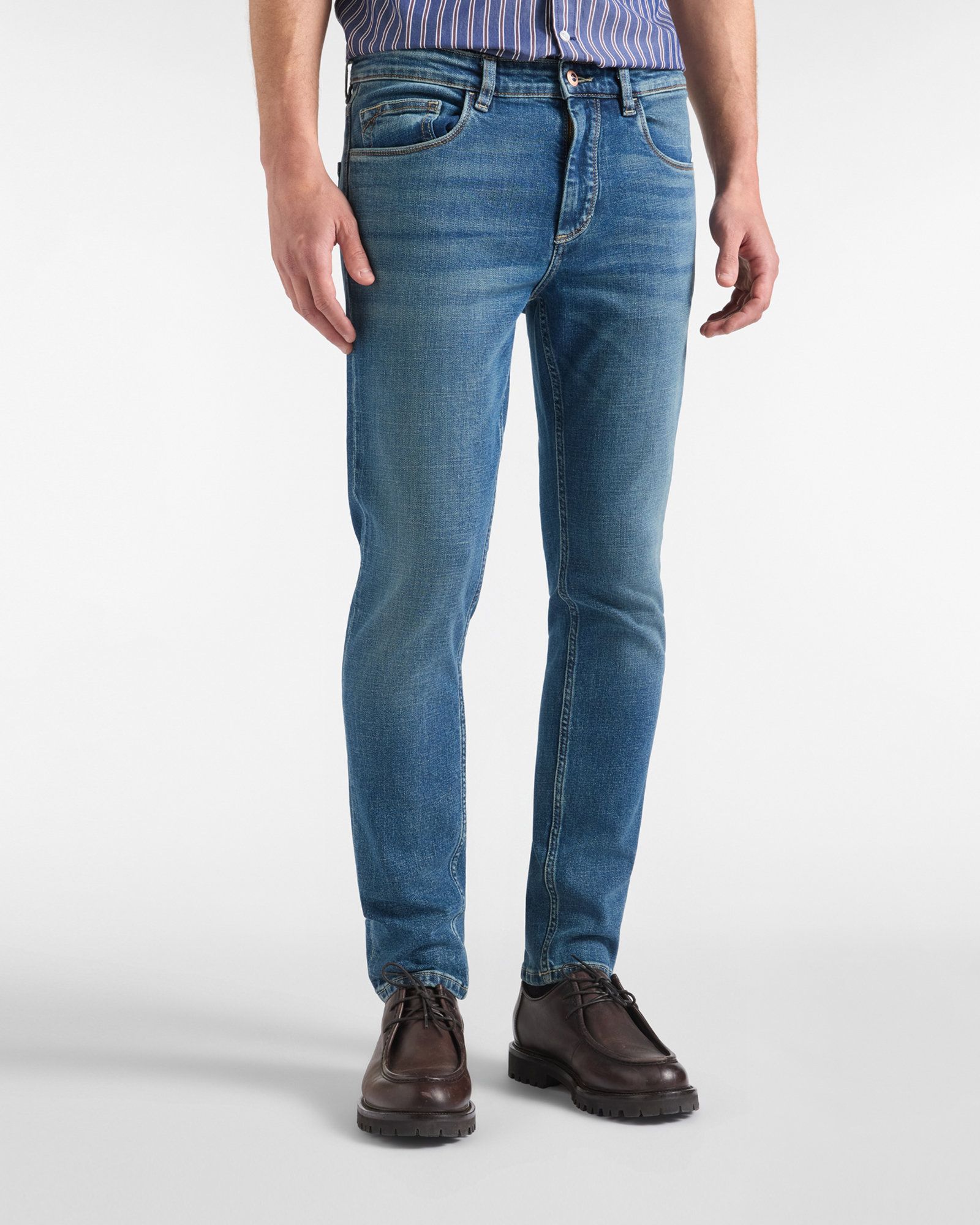 Men&rsquo;s slim-fit dark blue denim five-pocket jeans