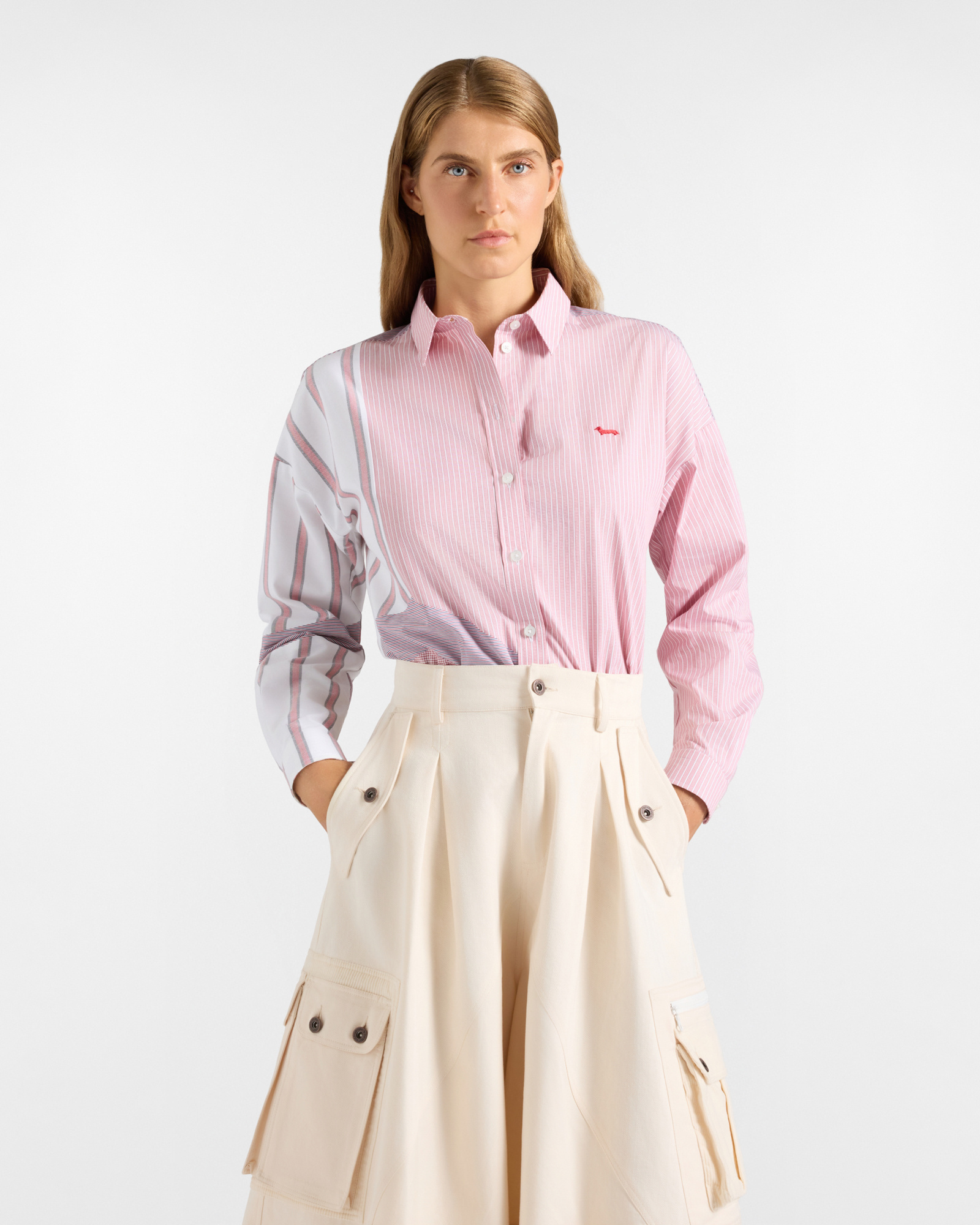 Camisa de mujer de algod&oacute;n con mezcla de tejidos, color rojo, Re-Loved, fabricada en Italia