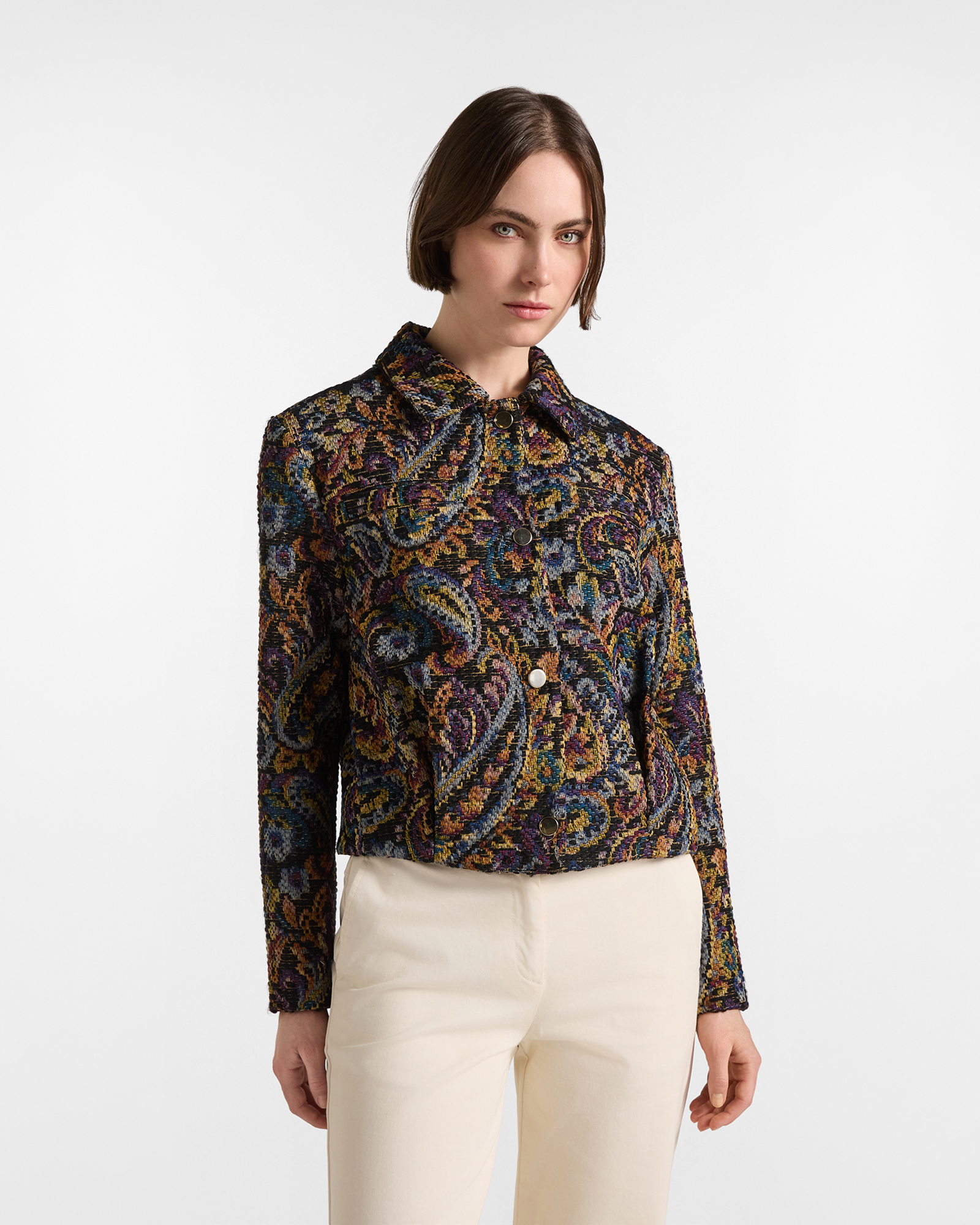 Women&rsquo;s short, regular-fit jacket in black jacquard fabric