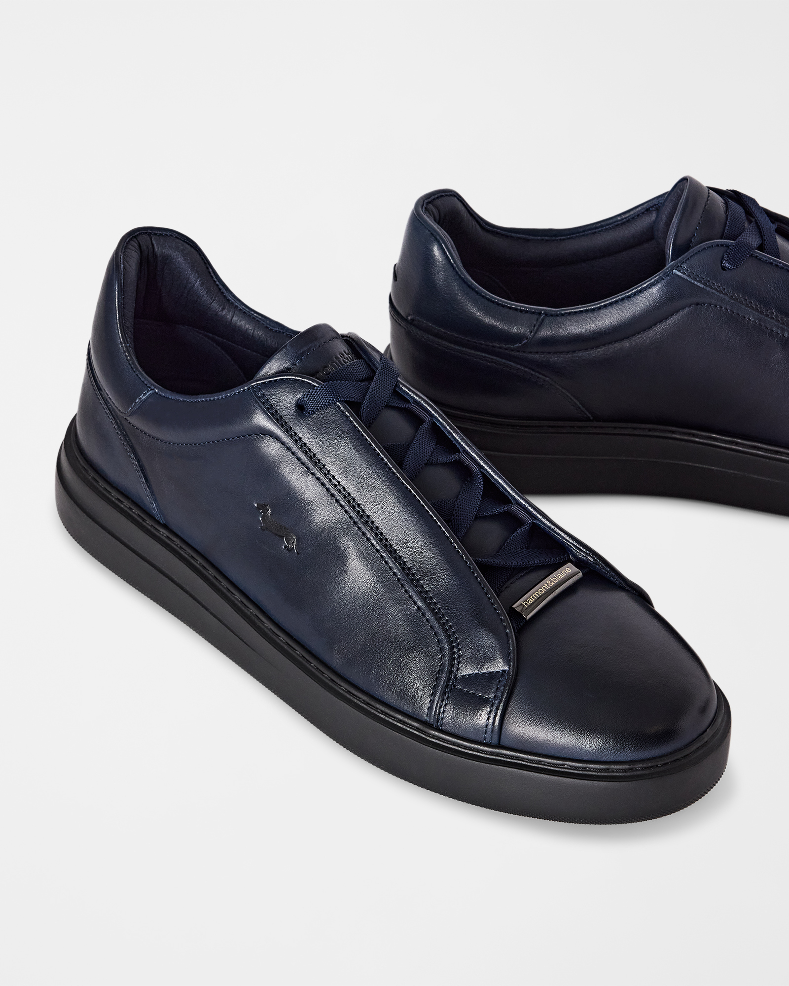Sneaker de hombre en piel con cordones el&aacute;sticos, AZUL, large
