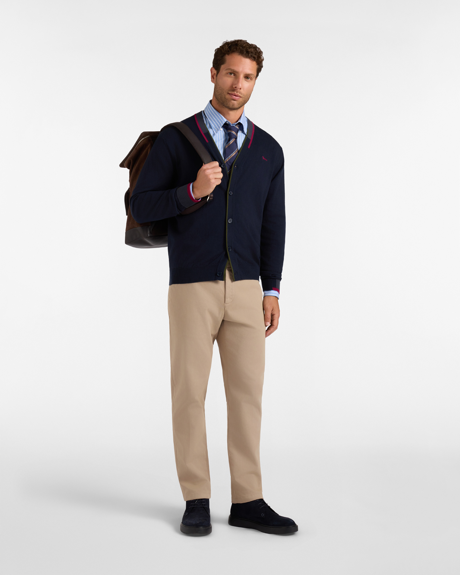 Herren-Strickjacke mit V-Ausschnitt aus Wolle und Baumwolle mit regul&auml;rer Passform, MARINEBLAU, large
