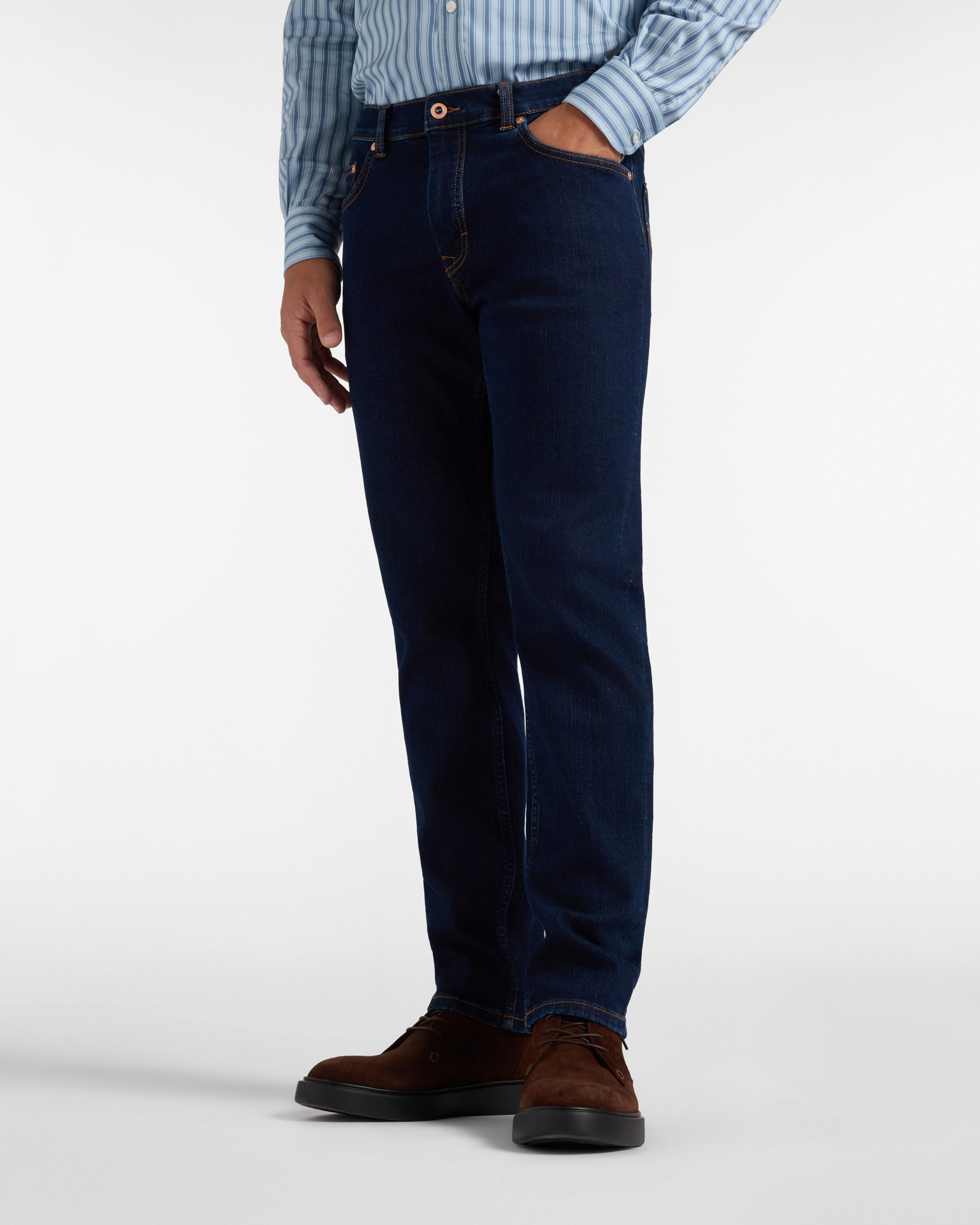 Men&rsquo;s narrow-fit dark blue denim five-pocket jeans