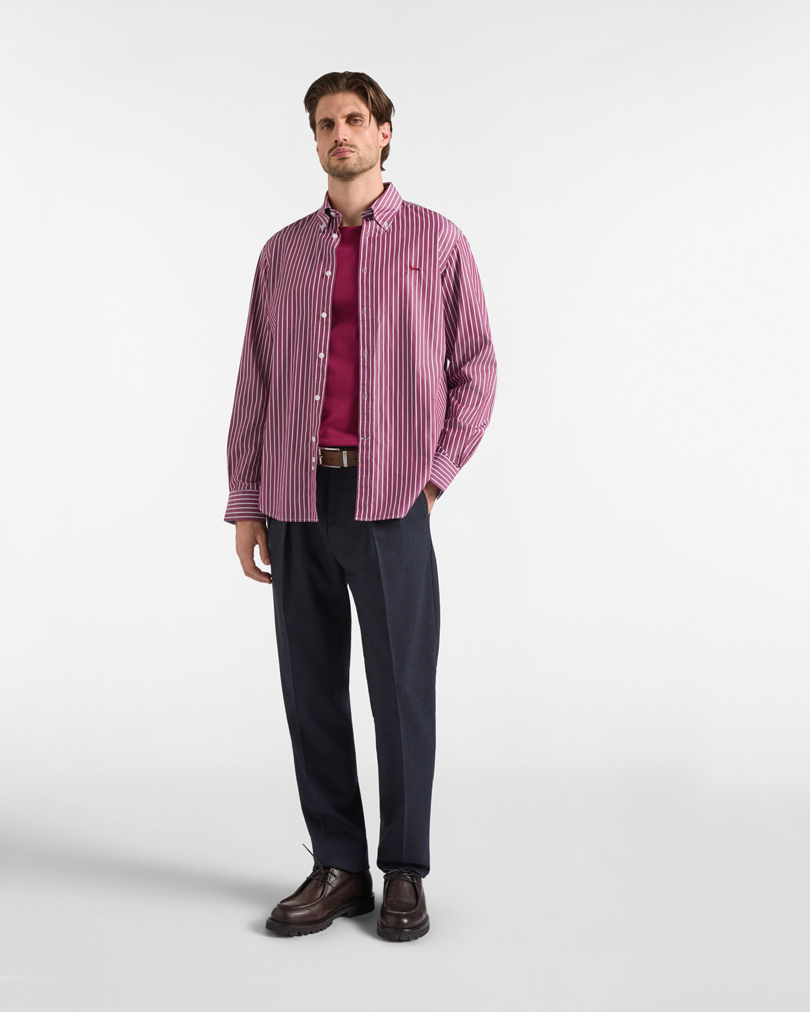 Camisa de hombre de corte regular con rayas anchas, te&ntilde;ido en hilo, color rojo, ROJO, large