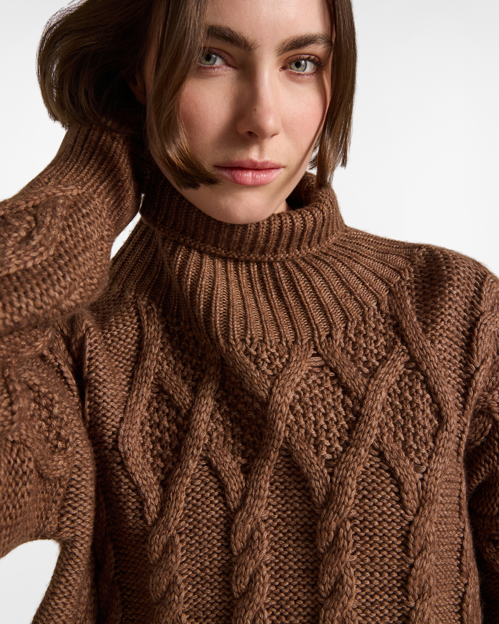 WOMAN KNITWEAR