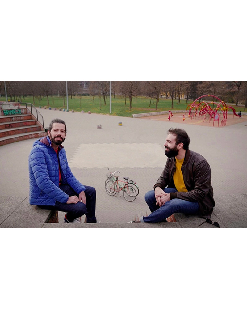 Realizzato in collaborazione con The Jack Stupid, il 2&deg; episodio della serie Casual Conversations ci trasporta in un viaggio immersivo nella natura, disegnando nuovi scenari di scoperta e libert&agrave; attraverso le tecniche &ldquo;animation & live action&rdquo; tipiche del duo creativo.